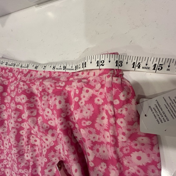 NWT BP Pink Daisy Floral Skort Elastic Waist Size Small - Picture 5 of 6